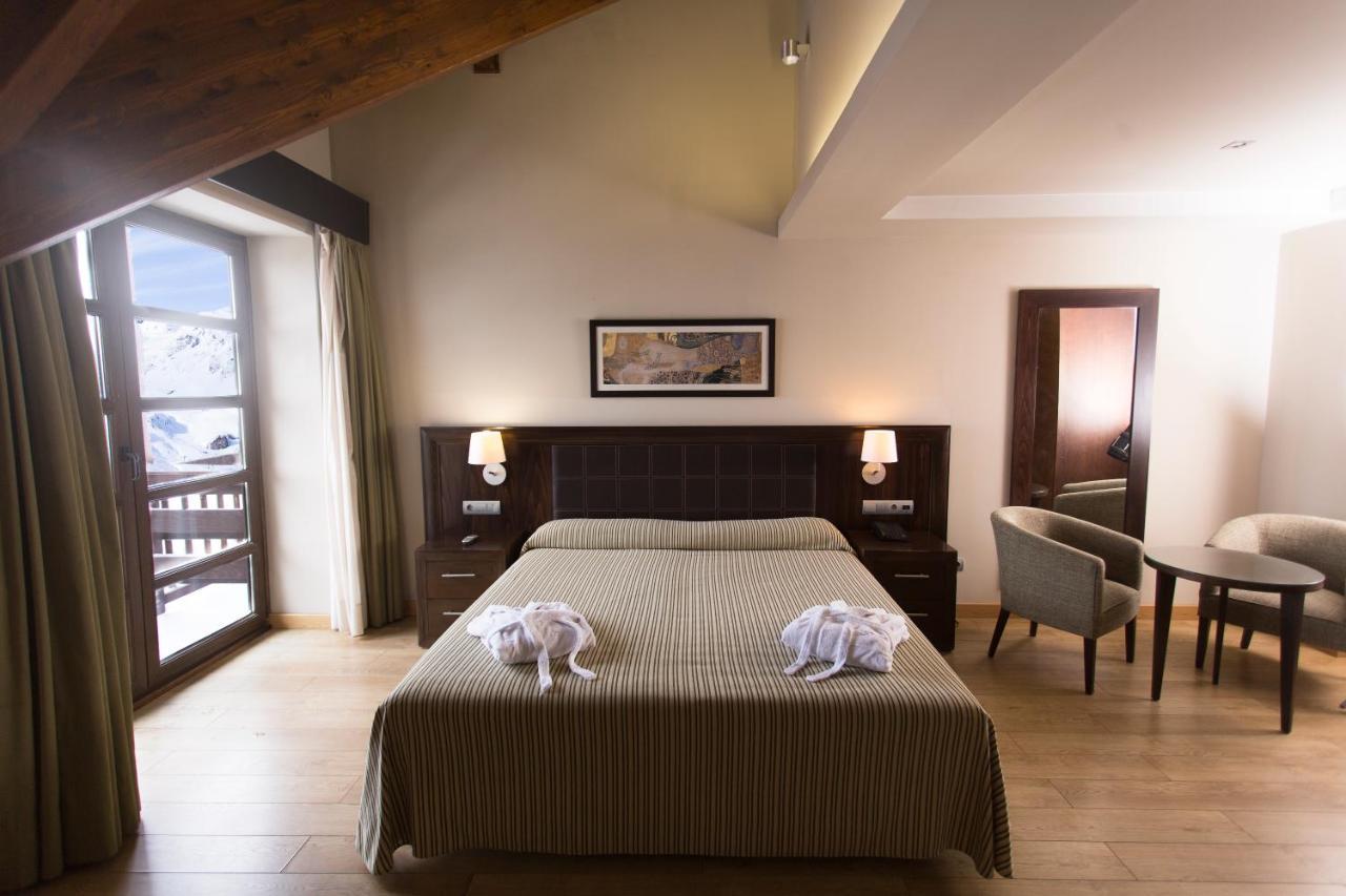 Hotel Aragon Hills&Spa Formigal Exterior foto